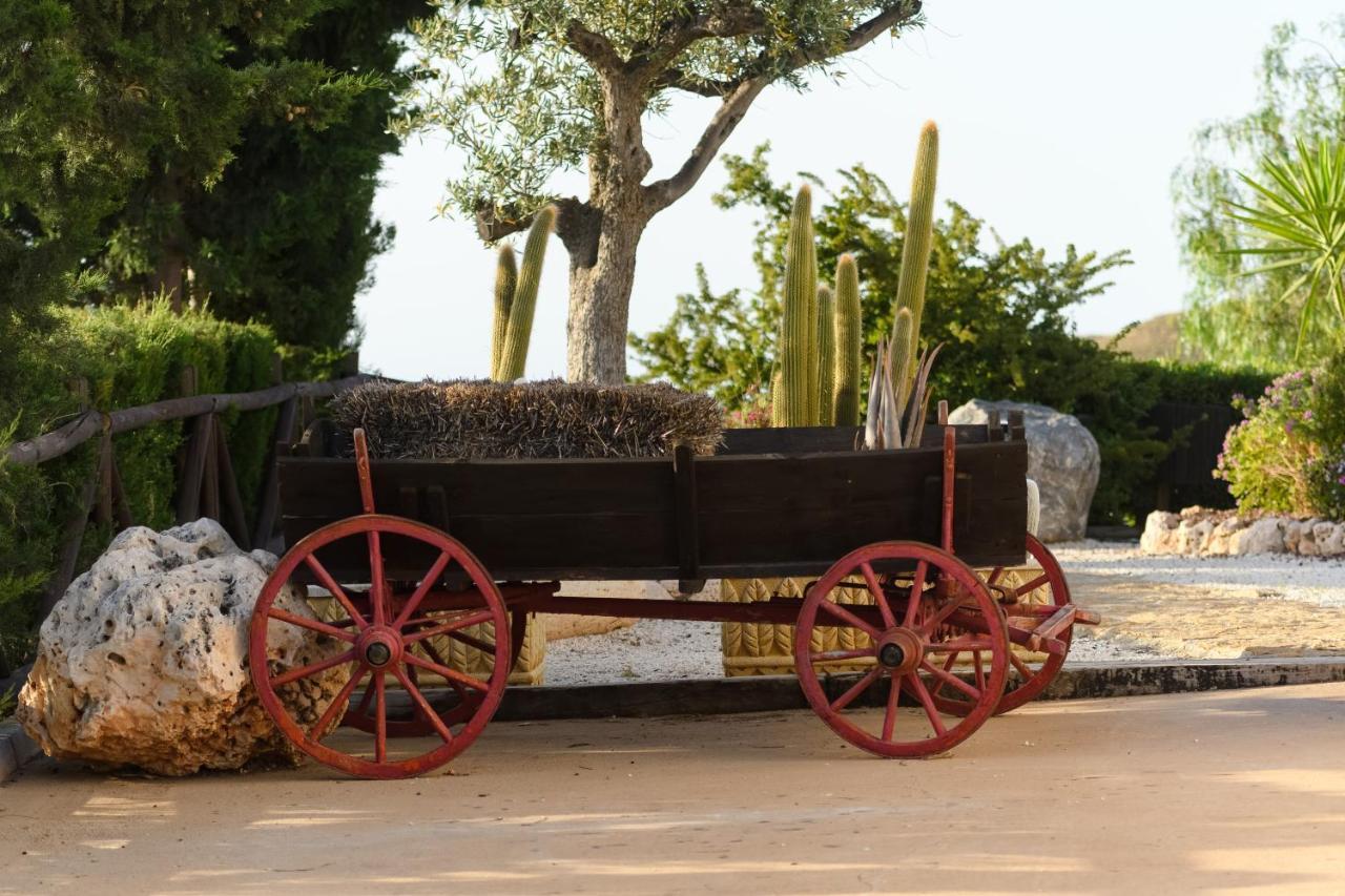 Complejo Rural Sol De Taberno Guest House Exterior photo